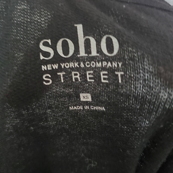 NY&Co Crewneck Sweater - Picture 4 of 4